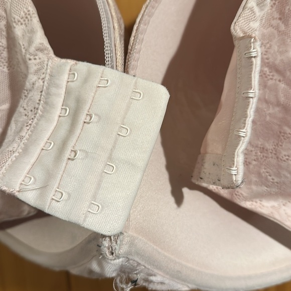 Torrid Curve Push Up Bra. Full Coverage Padded. - Picture 4 of 4